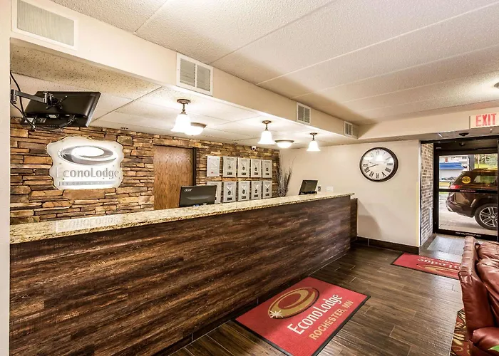 Econo Lodge Mayo Clinic Area
